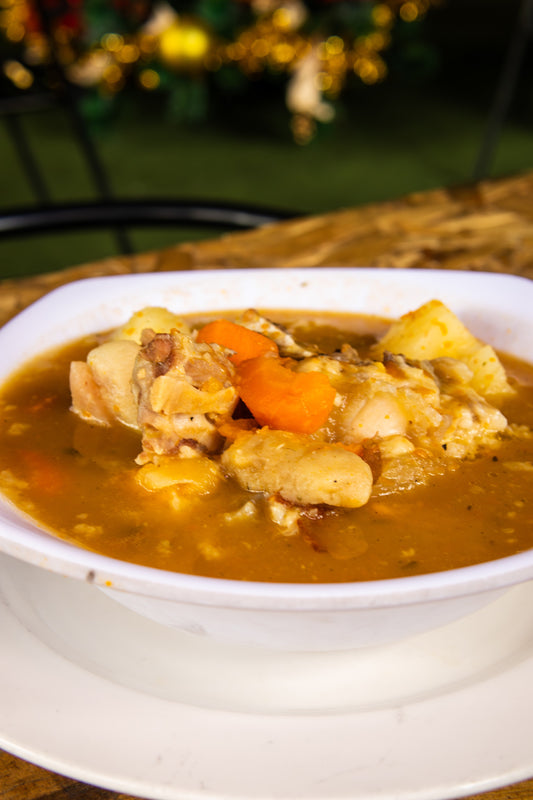Sopa del día con arroz y bebida